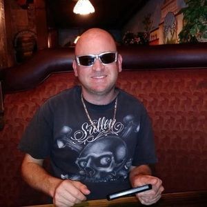 Meet your Posher, Jon f